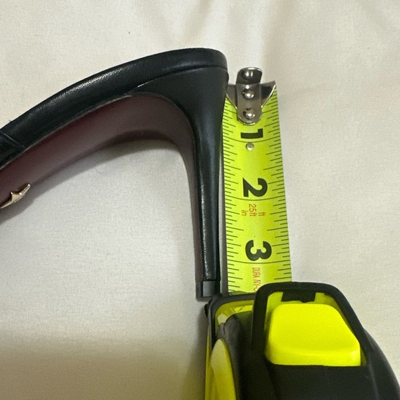 Like new Giorgio Fabiani black leather heeled mules Sz 40 - Picture 5 of 5